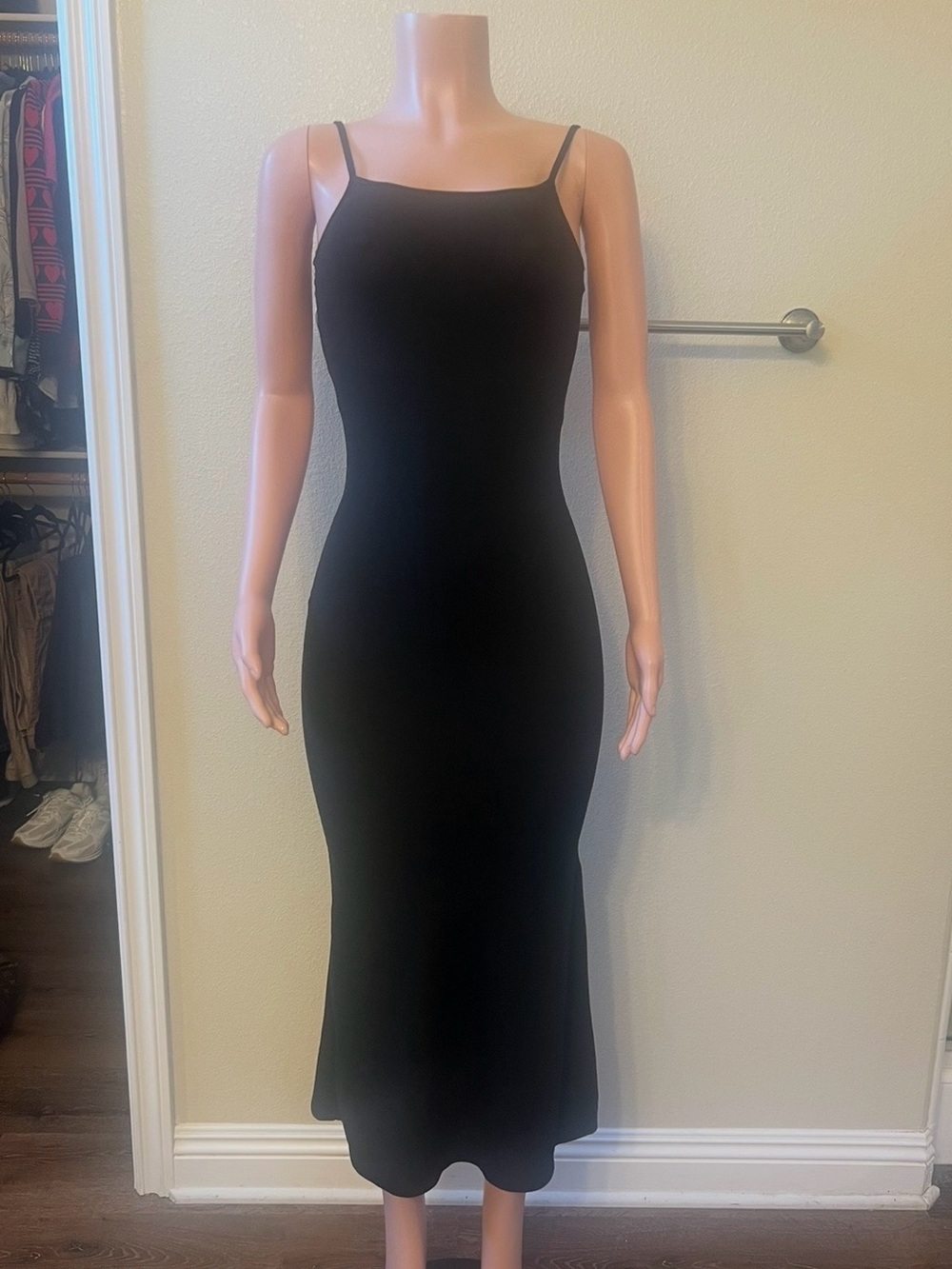 Black Strappy Midi Dress - Sleek Bodycon Style. Size XXS